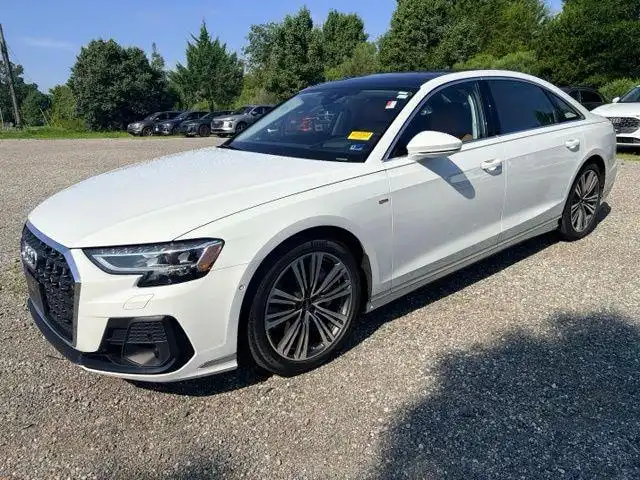 2023 Audi A8 55 TFSI L quattro Tiptronic's photo