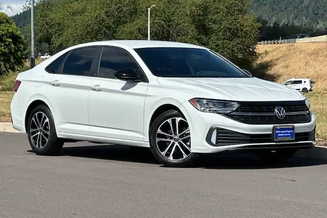 2024 Volkswagen Jetta 1.5T Sport Auto SULEV's photo