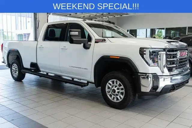 2024 GMC Sierra 4WD Crew Cab Long Box SLE's photo