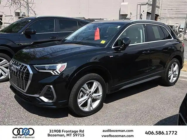 2022 Audi Q3 45 TFSI S Line Premium Plus quattro's photo