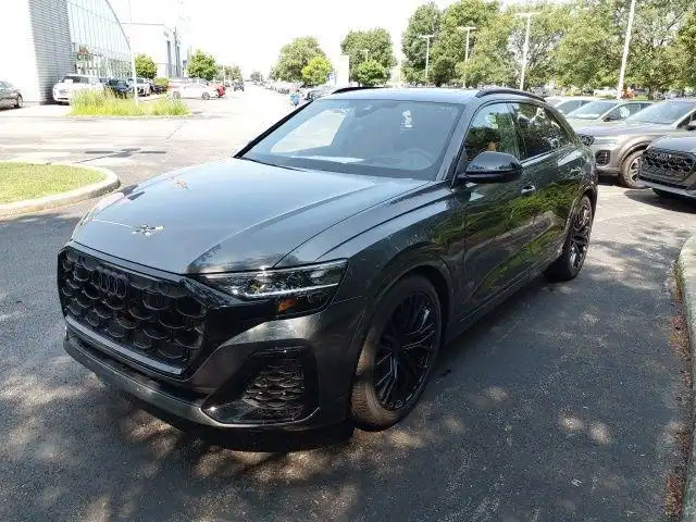 2026 Audi SQ8 Prestige quattro's photo