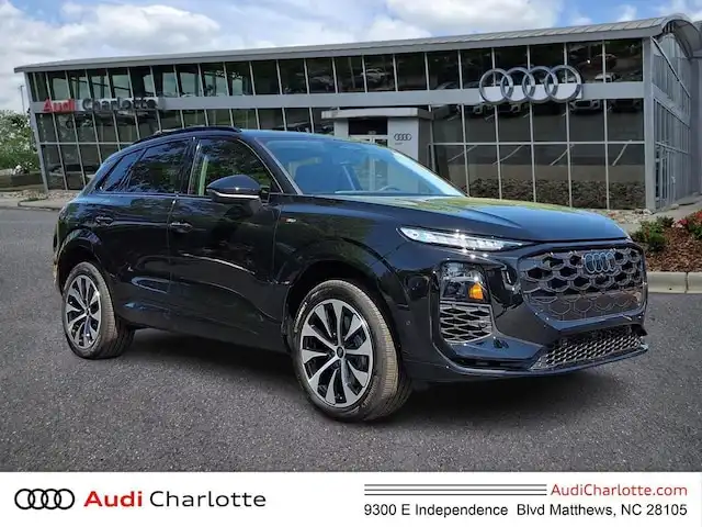 2026 Audi Q3 S line quattro's photo