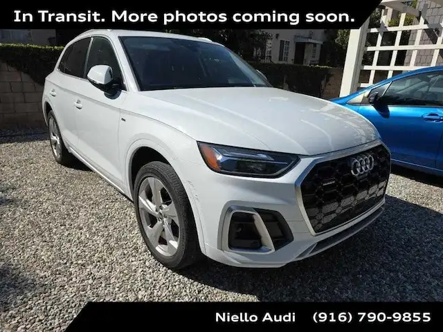 2023 Audi Q5 45 Premium Plus's photo