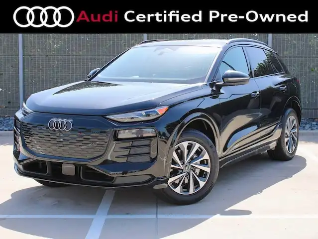 2025 Audi Q6 e-tron Premium quattro's photo