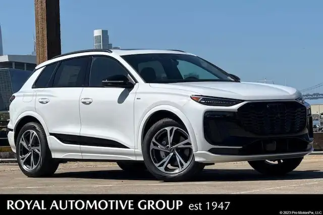 2027 Audi Q6 e-tron Premium Plus quattro's photo