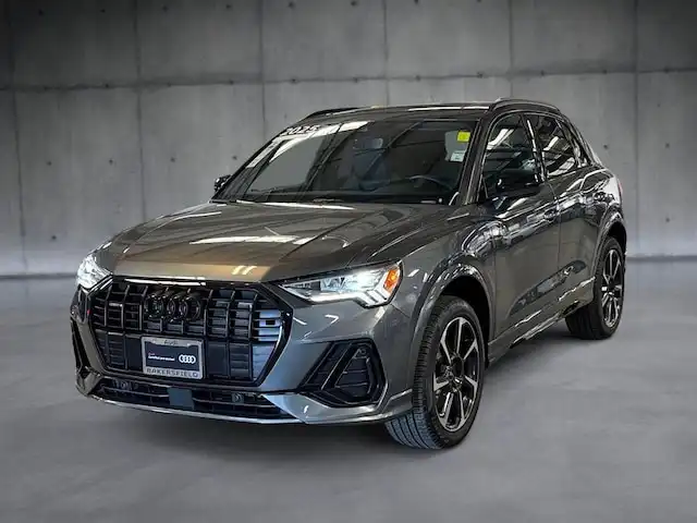 2025 Audi Q3 45 TFSI S Line Premium Plus quattro's photo