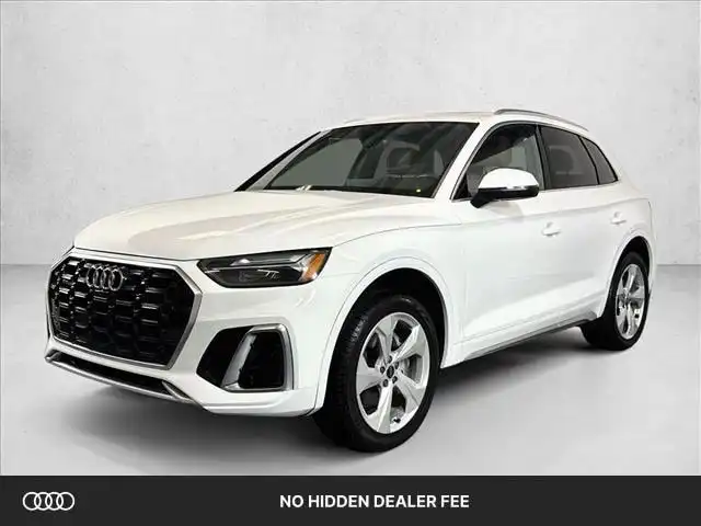 2025 Audi Q5 45 Premium Plus's photo
