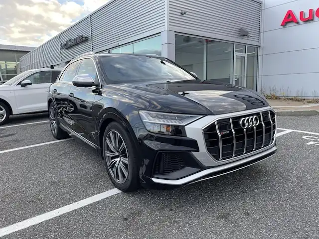 2023 Audi SQ8 Prestige's photo
