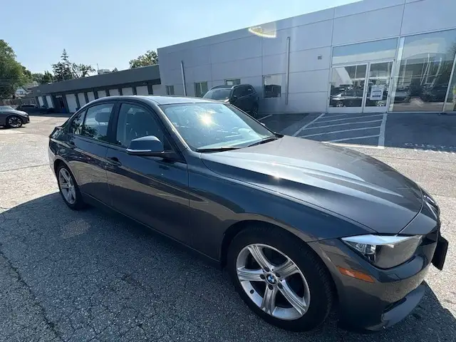 2014 BMW 3 Series 328d xDrive Sedan's photo