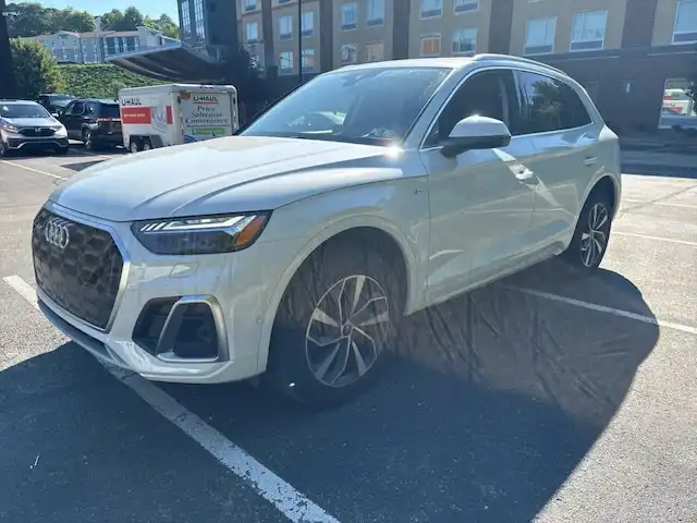 2023 Audi Q5 45 Prestige's photo