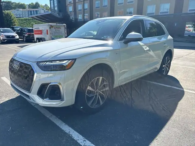 2023 Audi Q5 45 Prestige's photo
