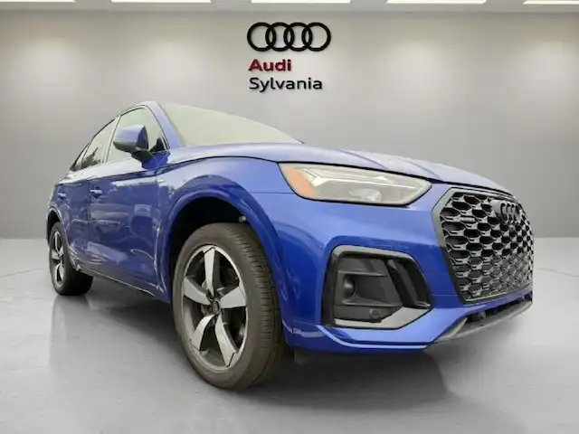 2023 Audi Q5 Sportback 45 Premium Plus's photo