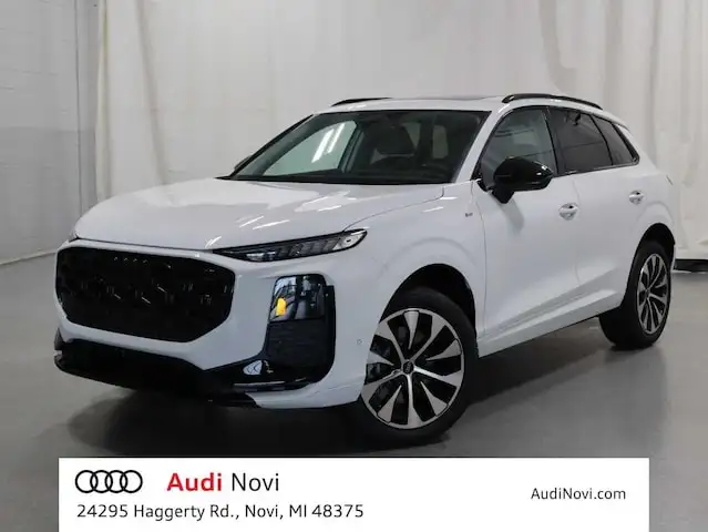 2026 Audi Q3 S Line quattro's photo
