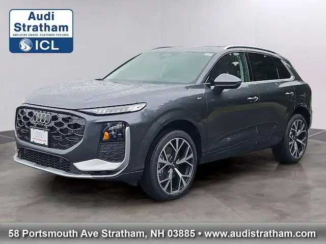 2026 Audi Q3 S Line quattro's photo