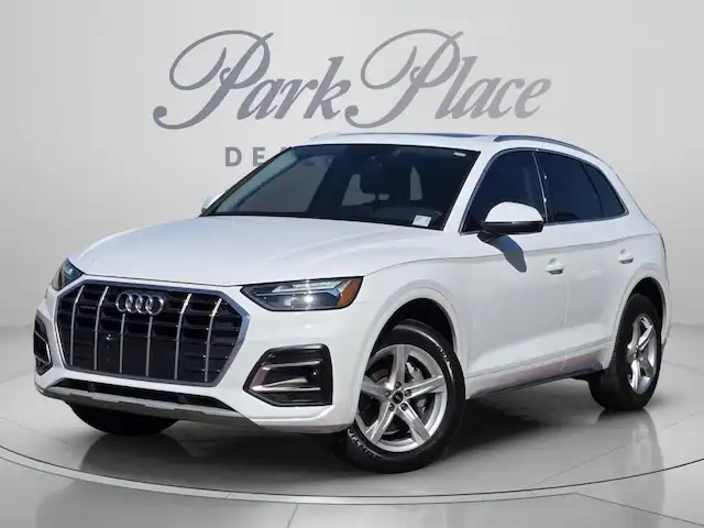2023 Audi Q5 40 Premium's photo