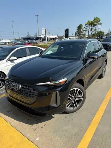 2025 Audi Q5 40 Premium Plus's photo