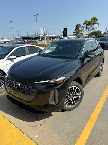2025 Audi Q5 40 Premium Plus's photo