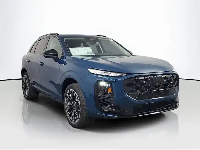 2026 Audi Q3 S line quattro's photo