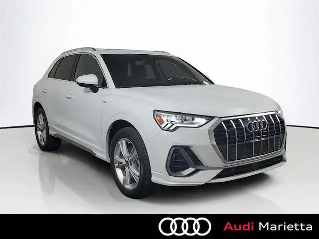 2023 Audi Q3 45 TFSI S Line Premium Plus quattro's photo
