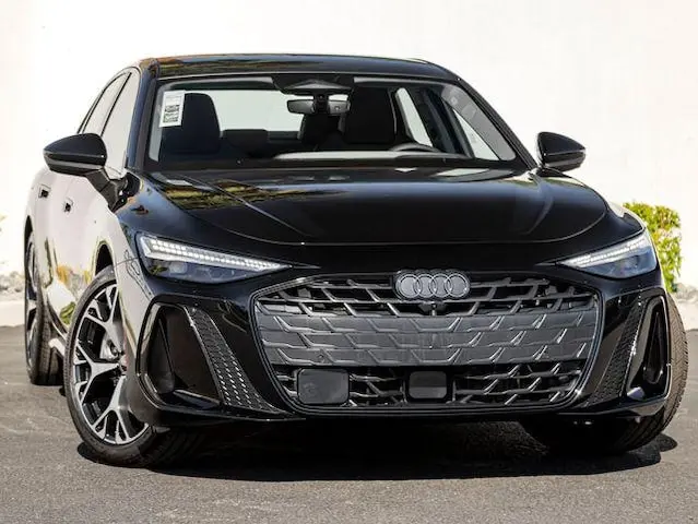 2026 Audi A6 Premium Plus quattro S tronic photo 4
