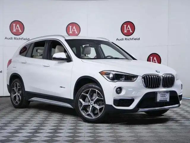 2017 BMW X1 xDrive28i's photo