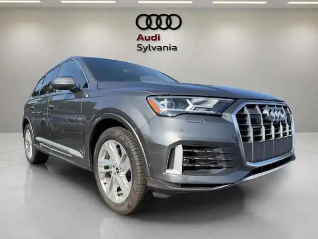 2021 Audi Q7 55 Premium Plus quattro Tiptronic's photo