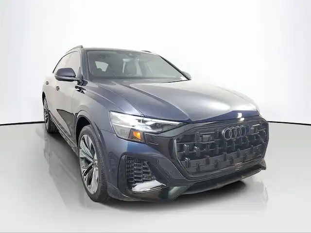 2025 Audi Q8 55 Premium quattro Tiptronic's photo