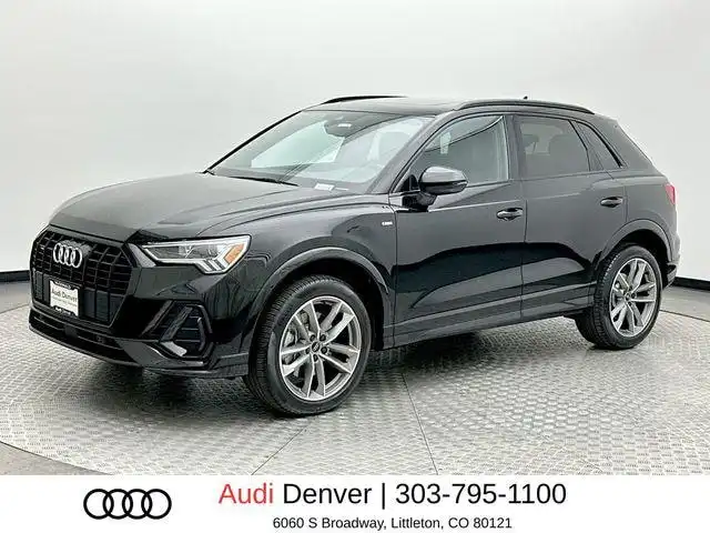 2025 Audi Q3 45 TFSI S Line Premium quattro's photo