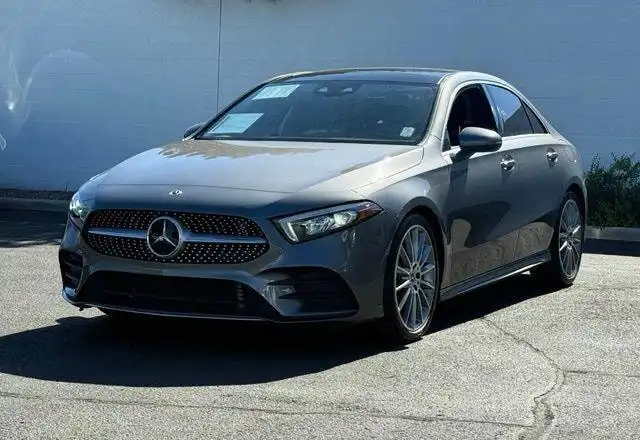 2022 Mercedes-Benz A-Class A220 4MATIC's photo