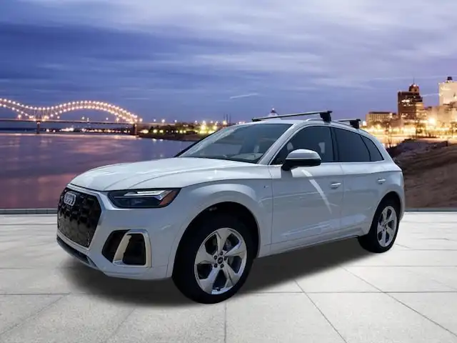 2024 Audi Q5 45 Premium Plus's photo