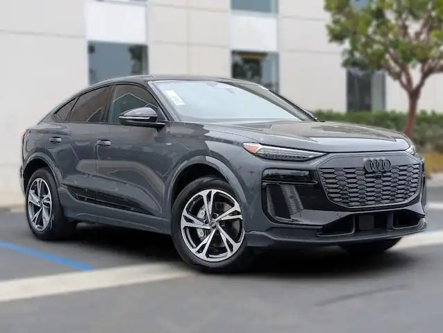 2027 Audi Q6 Sportback e-tron Premium Plus quattro's photo