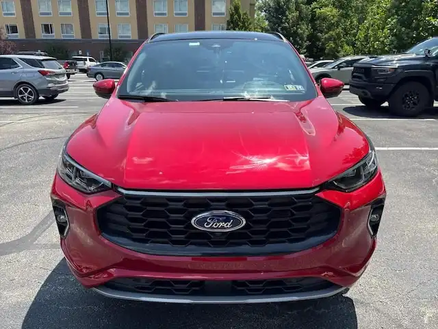 2023 Ford Escape ST-Line Elite AWD 2.0L's photo