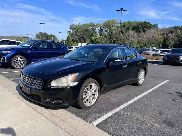2011 Nissan Maxima 3.5 SV's photo