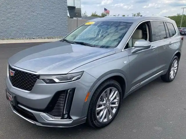 2025 Cadillac XT6 Premium Luxury Auto 4WD's photo