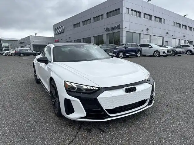 2023 Audi e-tron GT Premium Plus quattro's photo