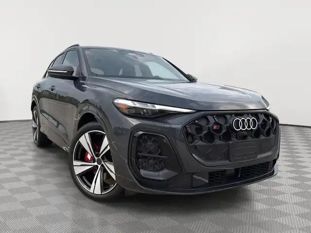 2026 Audi SQ5 Prestige quattro's photo