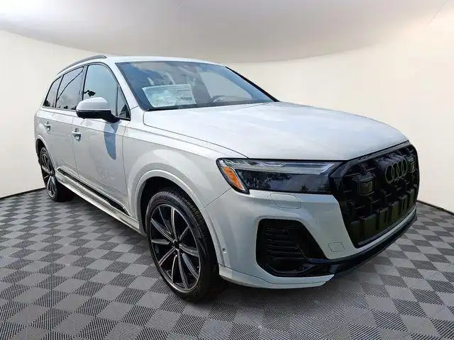 2026 Audi Q7 45 Premium Plus quattro Tiptronic's photo