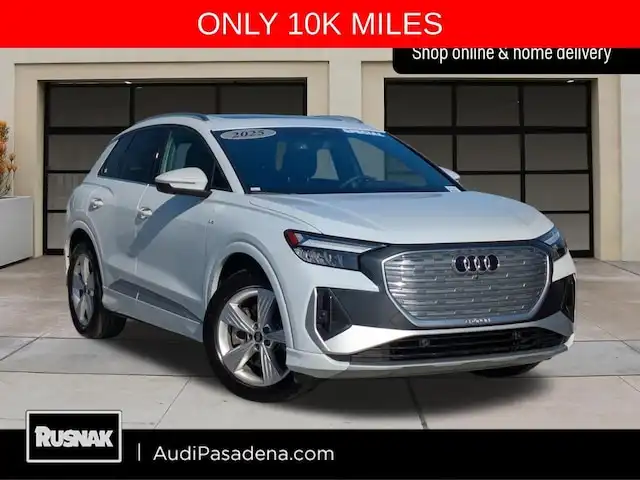 2025 Audi Q4 e-tron 55 Premium quattro's photo