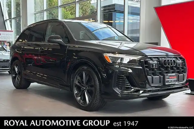 2026 Audi Q7 55 Premium Plus quattro Tiptronic's photo
