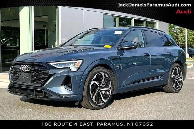 2024 Audi Q8 e-tron 55 114 kWh Prestige quattro's photo