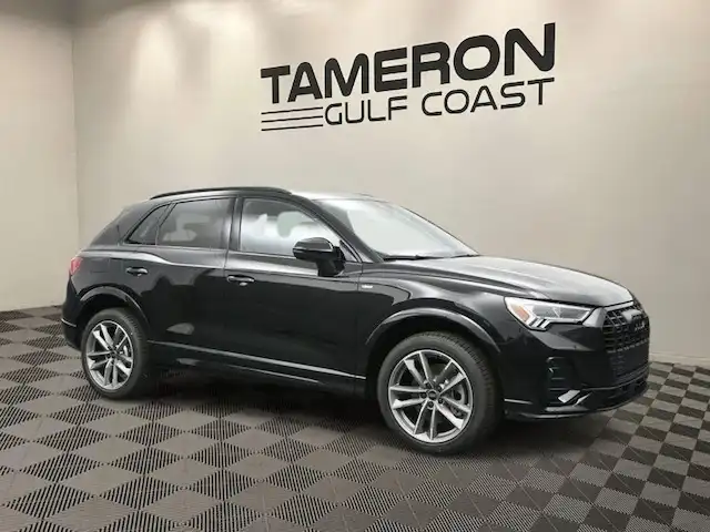 2025 Audi Q3 45 TFSI S Line Premium quattro's photo