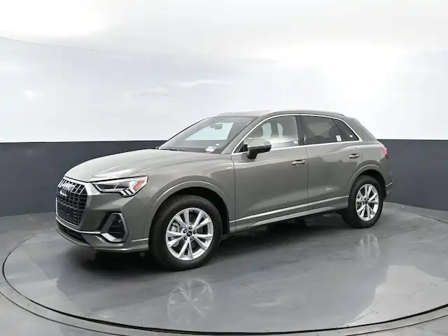 2025 Audi Q3 45 TFSI S Line Premium quattro's photo