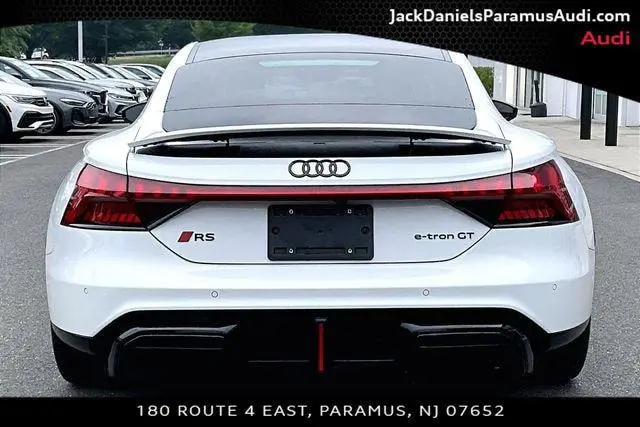 2025 Audi RS e-tron GT Base photo 4