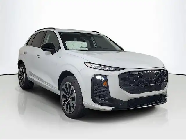 2026 Audi Q3 S line quattro's photo