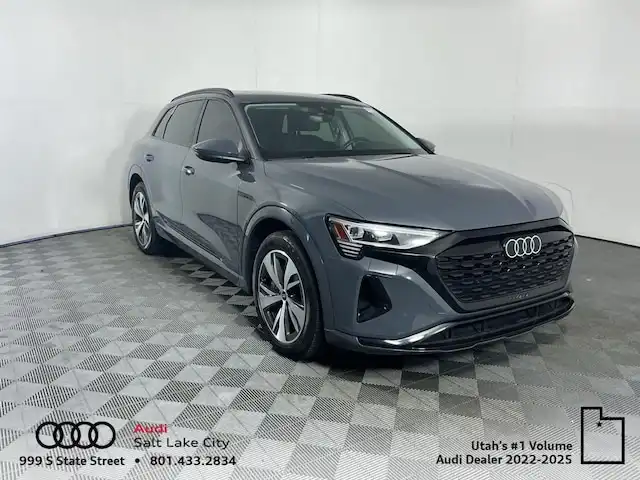 2024 Audi Q8 e-tron 114 kWh Premium quattro 55's photo