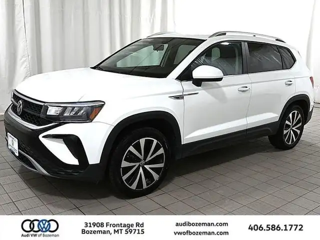 2022 Volkswagen Taos 1.5T SE 4Motion's photo