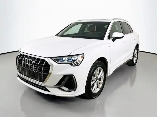 2025 Audi Q3 45 TFSI S Line Premium Plus quattro's photo