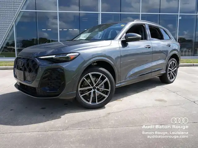 2026 Audi Q5 Premium Plus quattro's photo