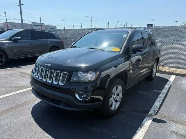 2015 Jeep Compass Latitude 4WD's photo