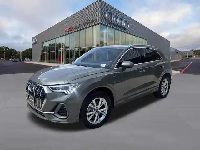 2025 Audi Q3 45 TFSI S Line Premium quattro's photo